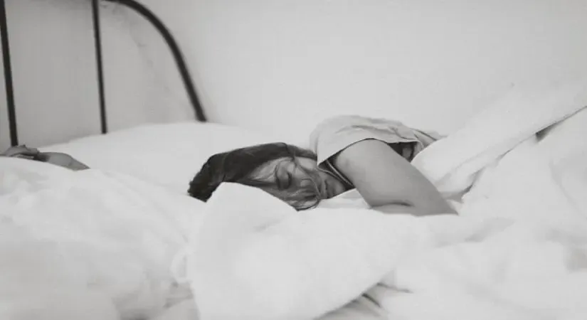 Increased Infection Risk Linked to Sleep Debt and Night Shifts: Research
