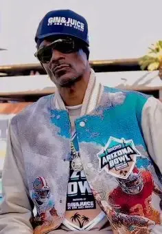Snoop Dogg Donates Clothing to Support Wildfire Victims in Los Angeles