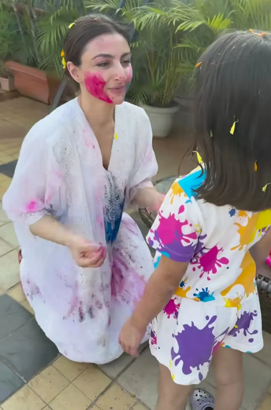 Soha Ali Khan Marks Holi With Kunal and Daughter Inaaya