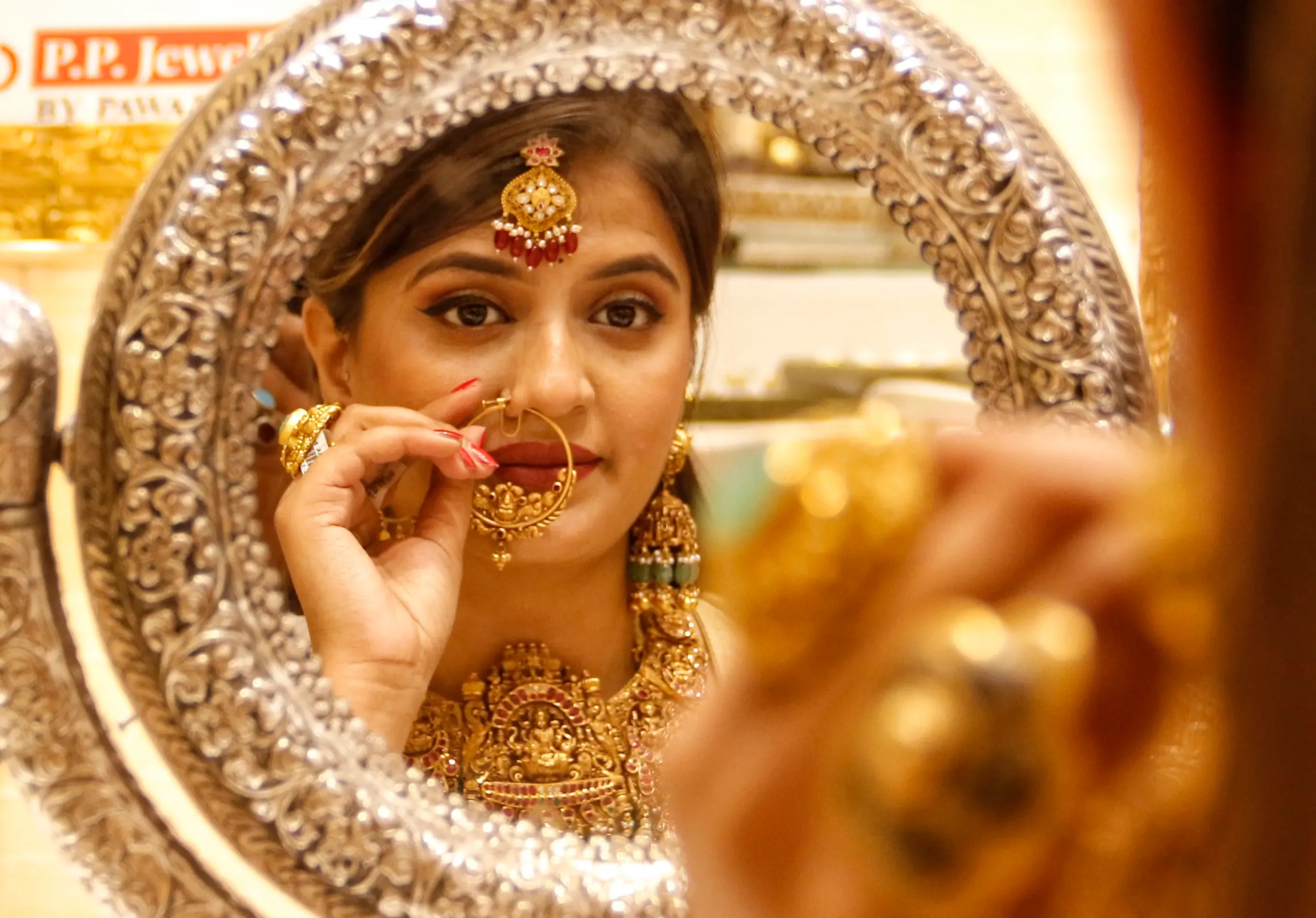 क्या सोना खरीदारों के लिए इस हफ्ते कीमतों में गिरावट की खुशखबरी है?