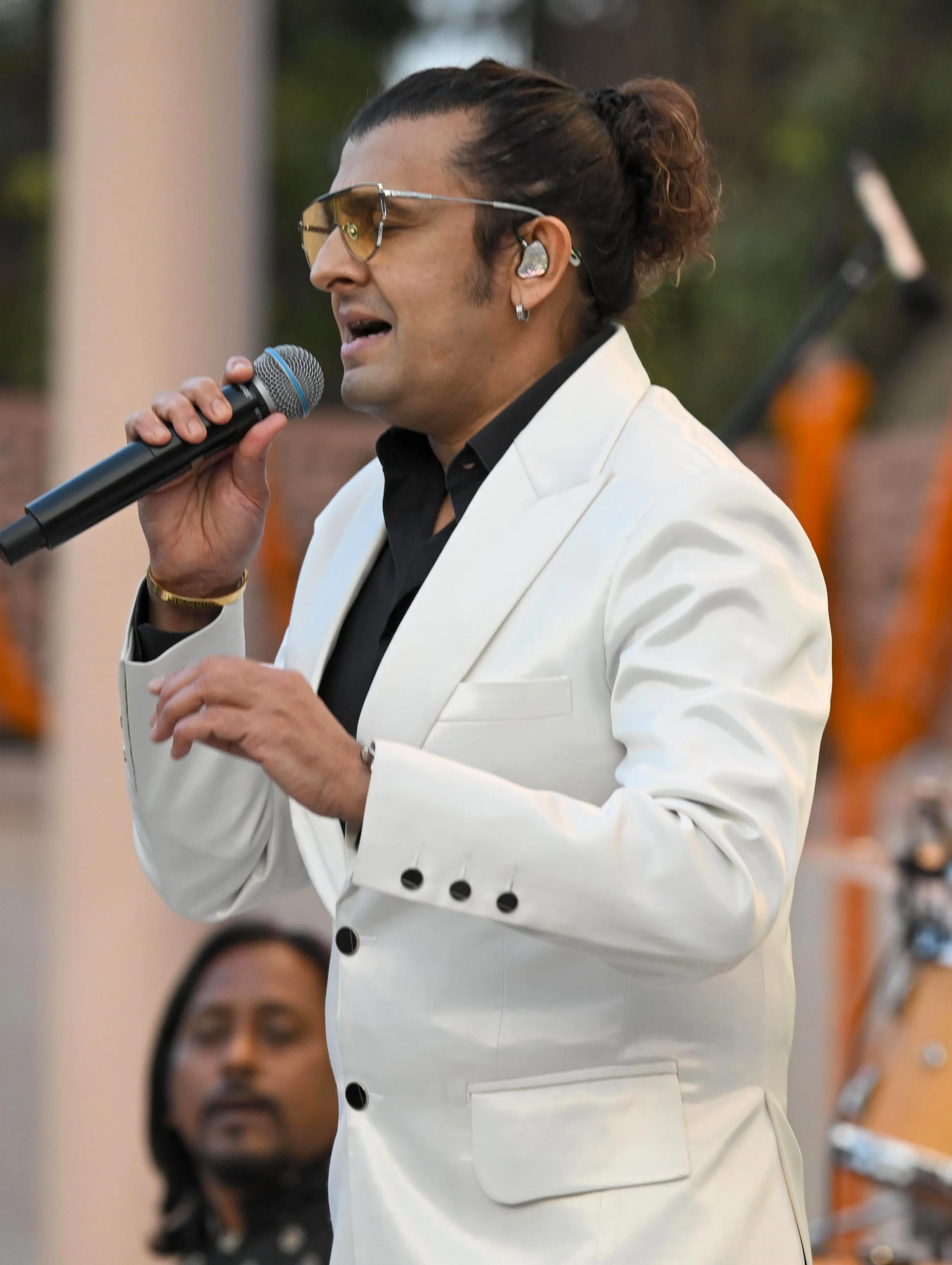 What Cherished Memory of Janmashtami Does Sonu Nigam Share?