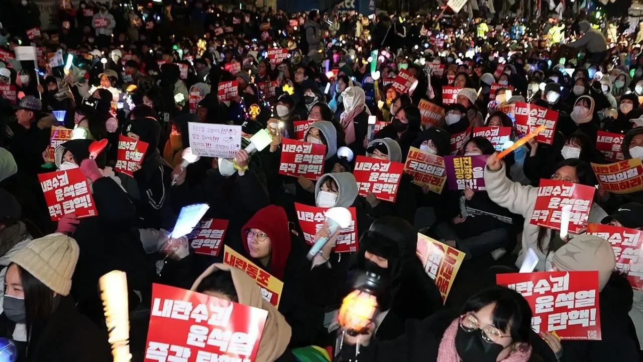 South Korea: Civic Organizations Persist with Candlelight Vigils Demanding Yoon's Impeachment