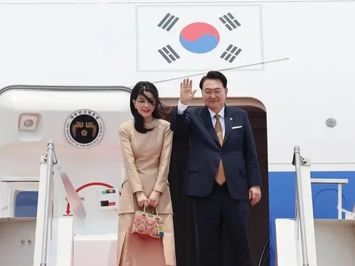 Why Did South Korea's Ex-First Lady Skip Prosecutors' Questioning?