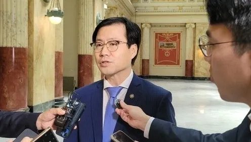How is South Korea Aiming to Maximize 'Practical Interests' in Trade Talks with the US?