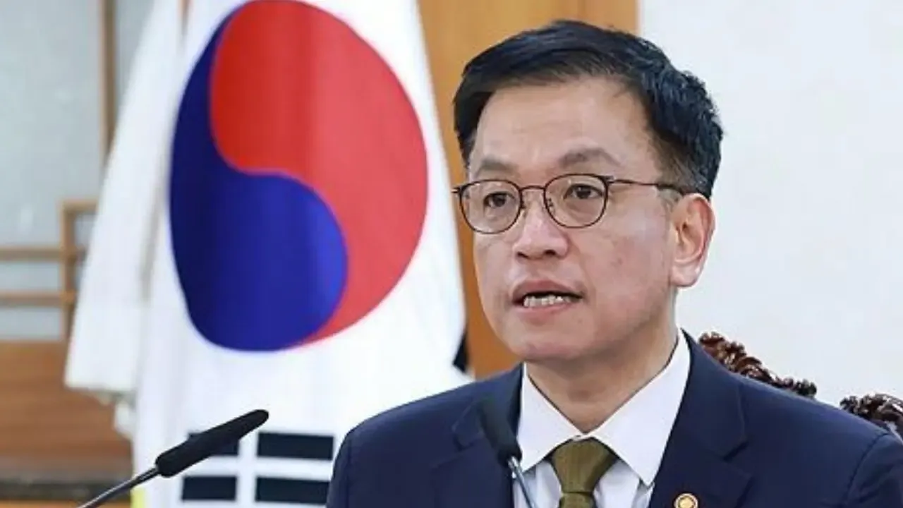 South Korea: National Assembly Speaker Urges Acting President Choi to Appoint Judge at Constitutional Court