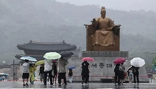 Why is South Korea on High Alert for Heavy Rain?