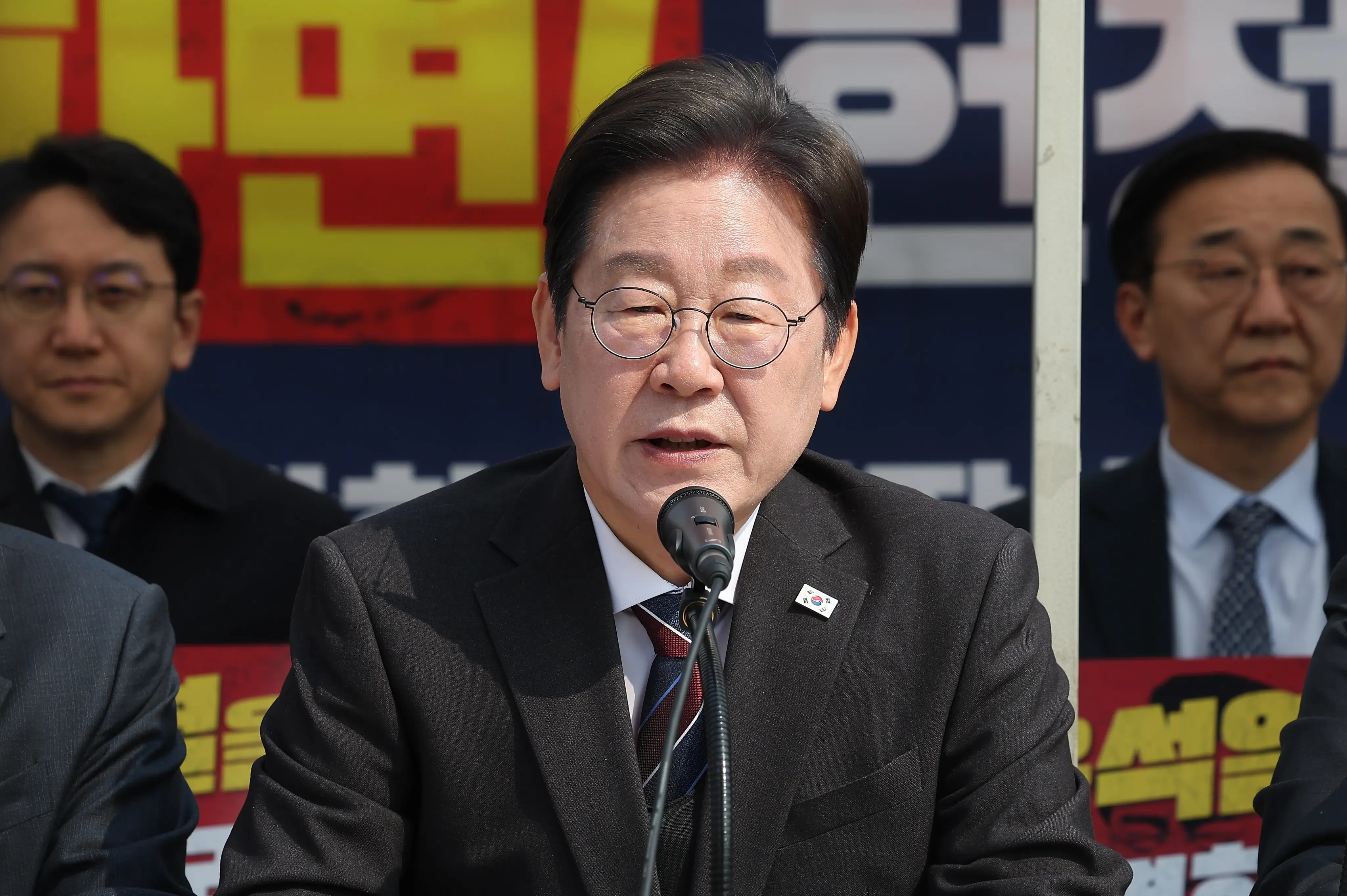 South Korea: Opposition Leader Anticipates 'Fair' Ruling on Yoon's Impeachment