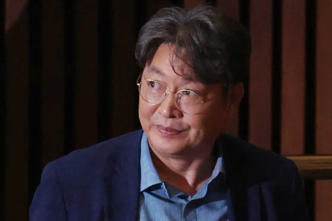 Is South Korea's Ruling Party Expelling Lawmaker Over Alleged Stock Trading Under a Borrowed Name?