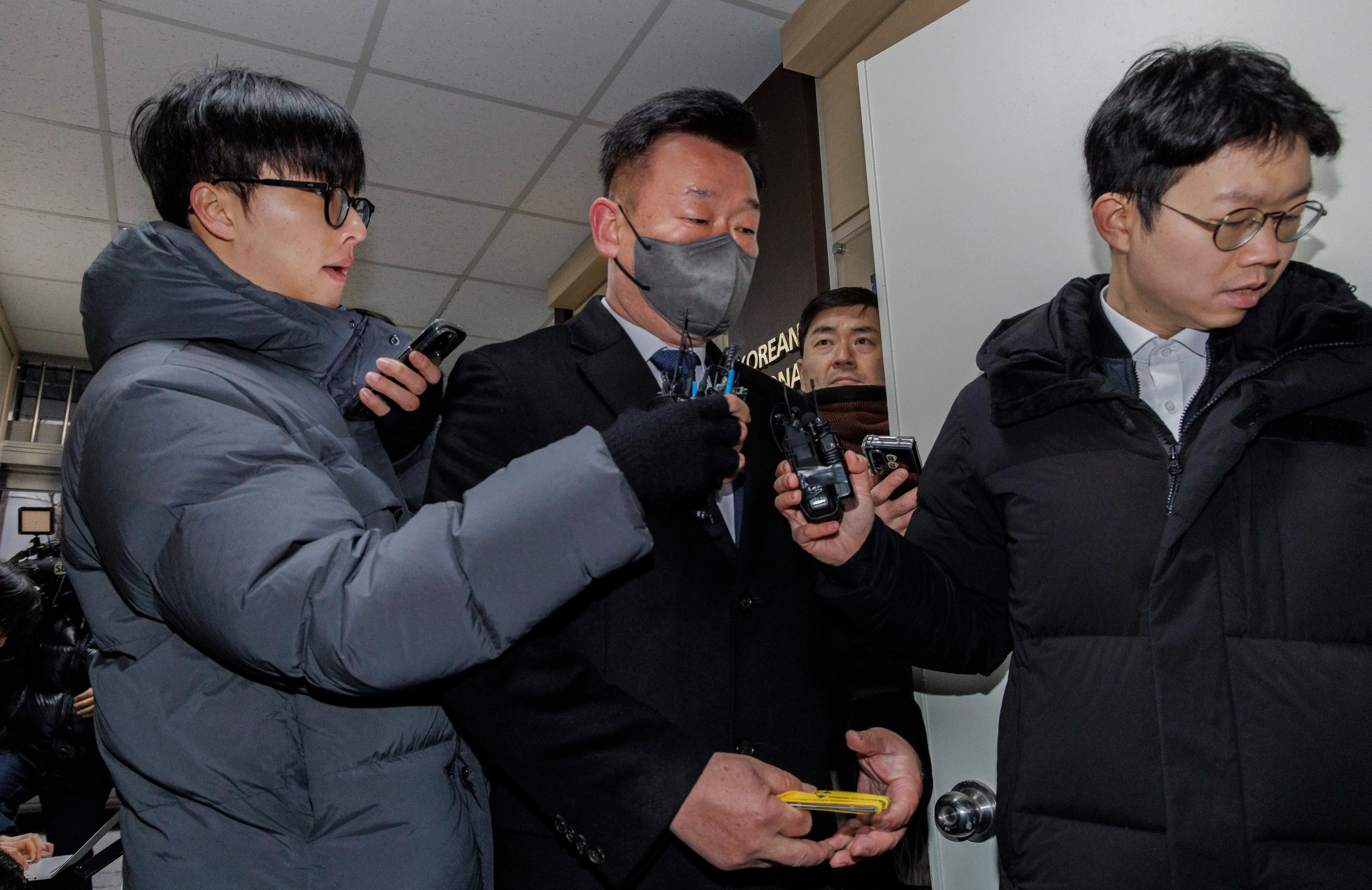 South Korea: Two Leaders from Presidential Security Service Interrogated for Allegedly Blocking Yoon's Arrest