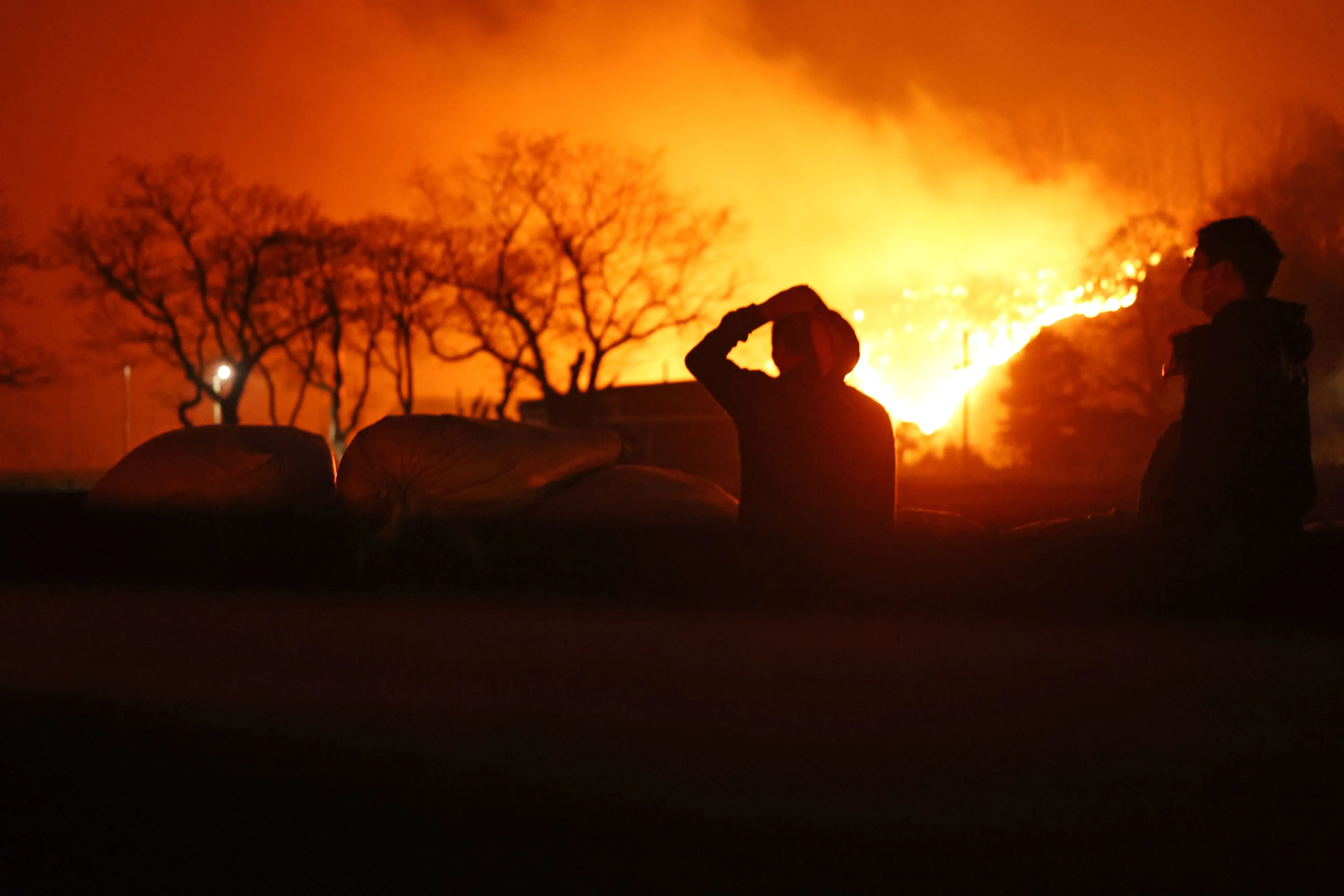 Ancient Temple in South Korea Destroyed as Wildfires Force Evacuations