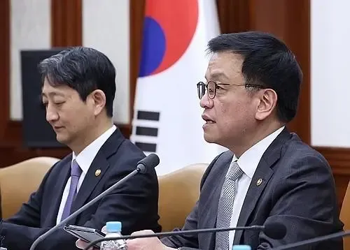 South Korean Government to Boost Struggling Construction Sector and Provincial Economies: Acting President