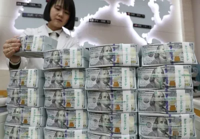 South Korea's Foreign Reserves Decline to Lowest Level in 5 Years Due to Weak Won