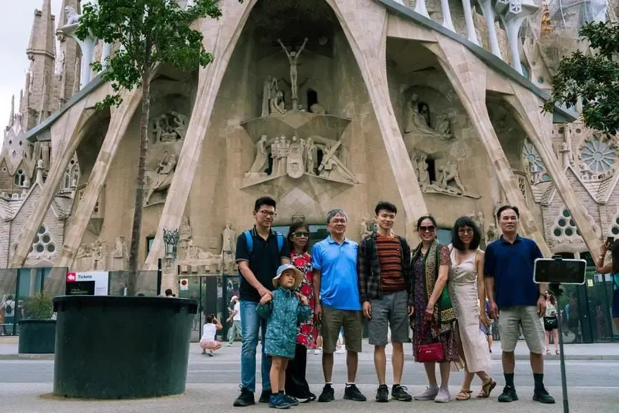 Optimistic Forecast for Spain's Tourism Sector in 2025 Following Record Visitor Numbers This Year