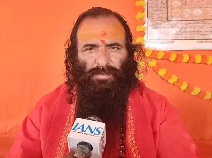 Spiritual Leader Supports PM Modi's Healthy Lifestyle Initiative