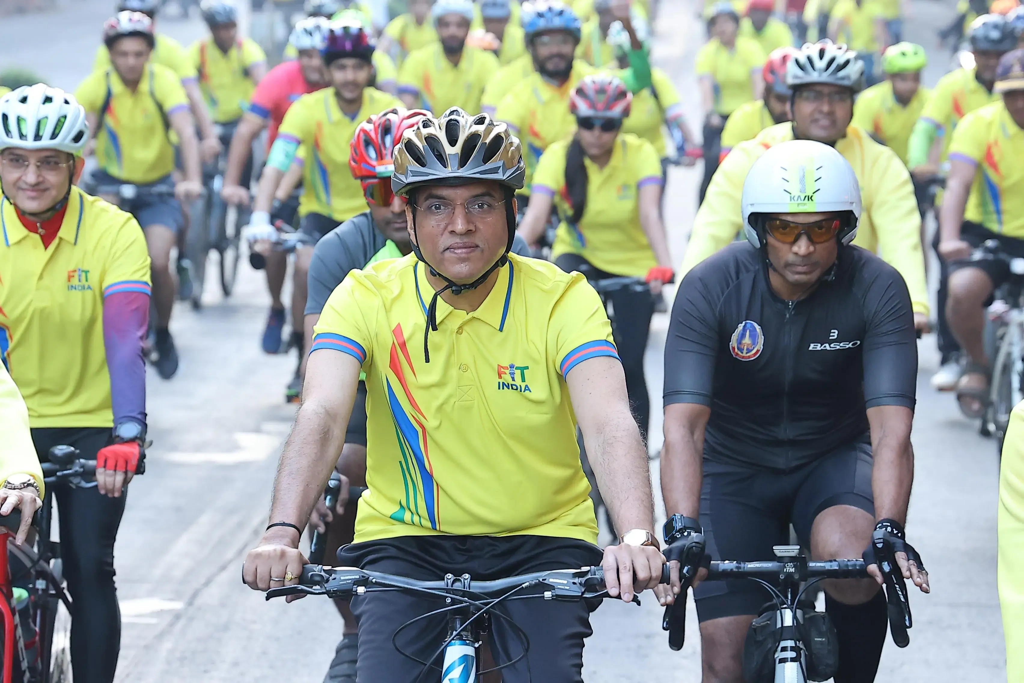 Fit India Sundays on Cycle in Mumbai Promotes PM's Anti-Obesity Message