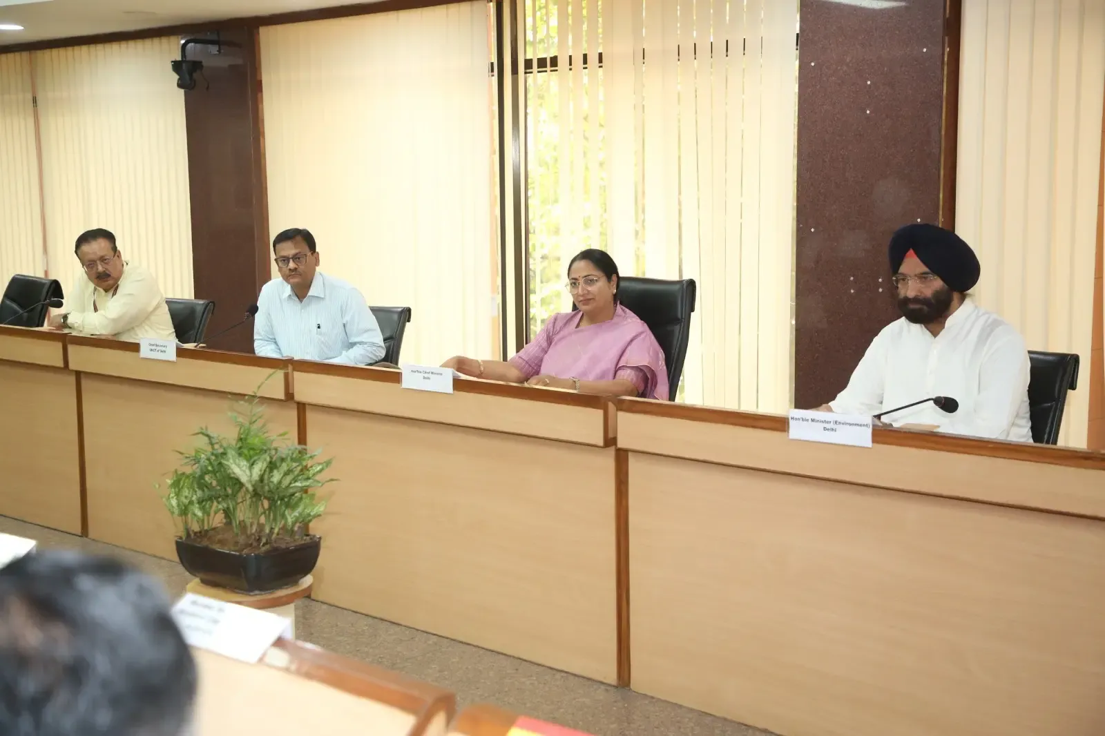 Sprinklers and Anti-Smog Guns to Tackle Delhi's Pollution: CM Rekha Gupta