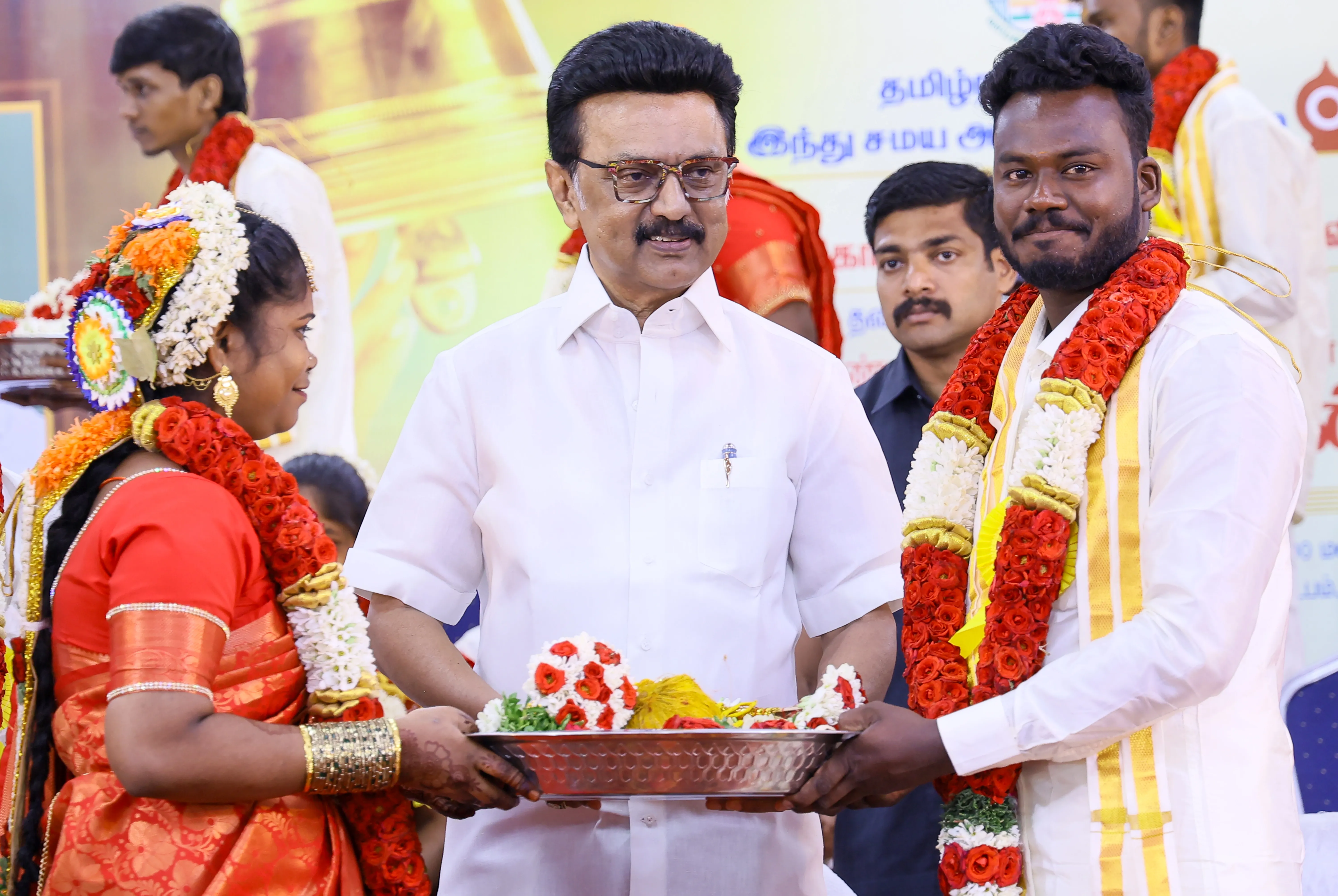 How does Stalin defend the Dravidian model of governance against critics?