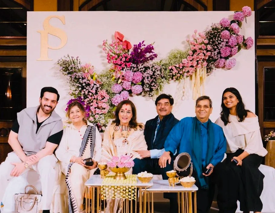 How Did Subhash Ghai Honor Shatrughan and Poonam Sinha's 55-Year Wedding Anniversary?