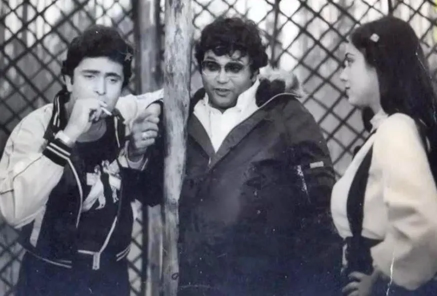 Subhash Ghai Shares Vintage Photo with Late Rishi Kapoor and Tina Munim from ‘Karz’ Filming