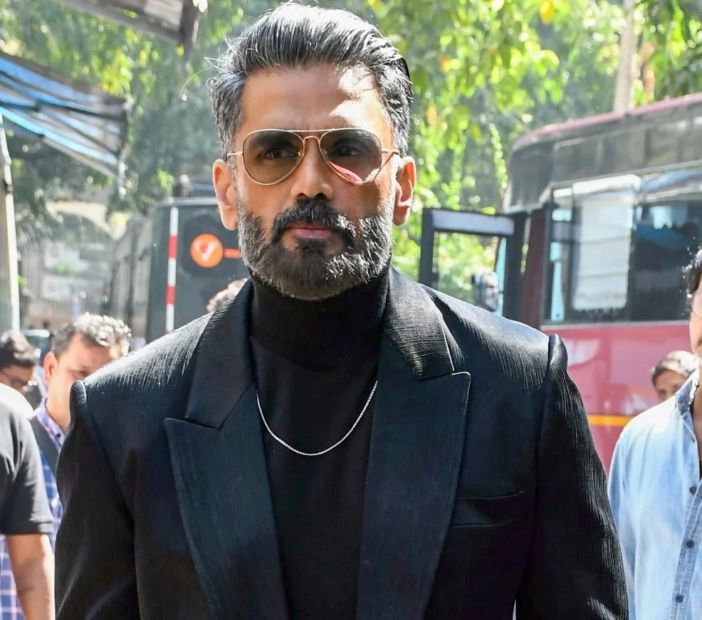 Is Suniel Shetty Right in Calling Paresh Rawal a 'Wonderful Human Being' Amidst the 'Hera Pheri 3' Controversy?