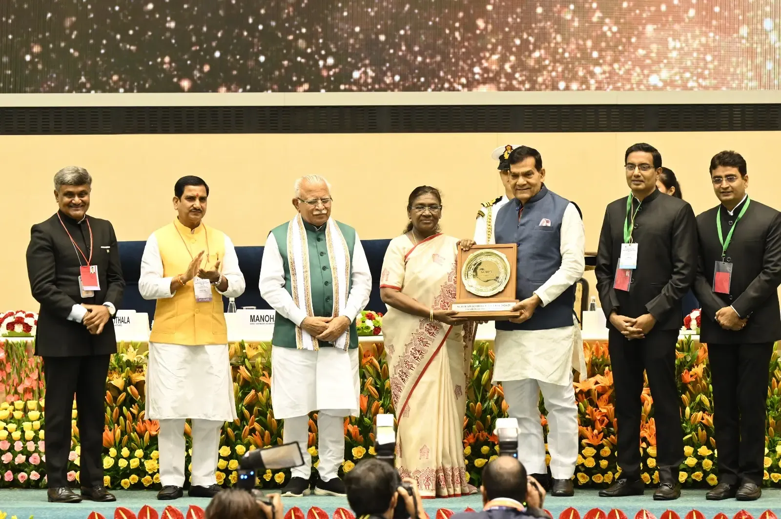 क्या नोएडा ने स्वच्छता सर्वेक्षण 2025 में सबसे स्वच्छ शहर का खिताब जीता?