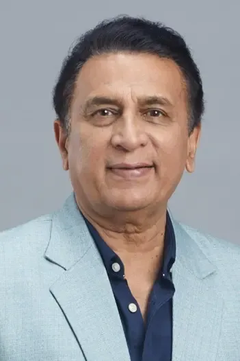Gavaskar Warns: 200 Runs May Not Be Enough Without Bumrah in Sydney Test