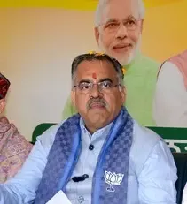क्या तरुण चुघ ने राहुल गांधी पर इटली के चश्मे का तंज कसा?