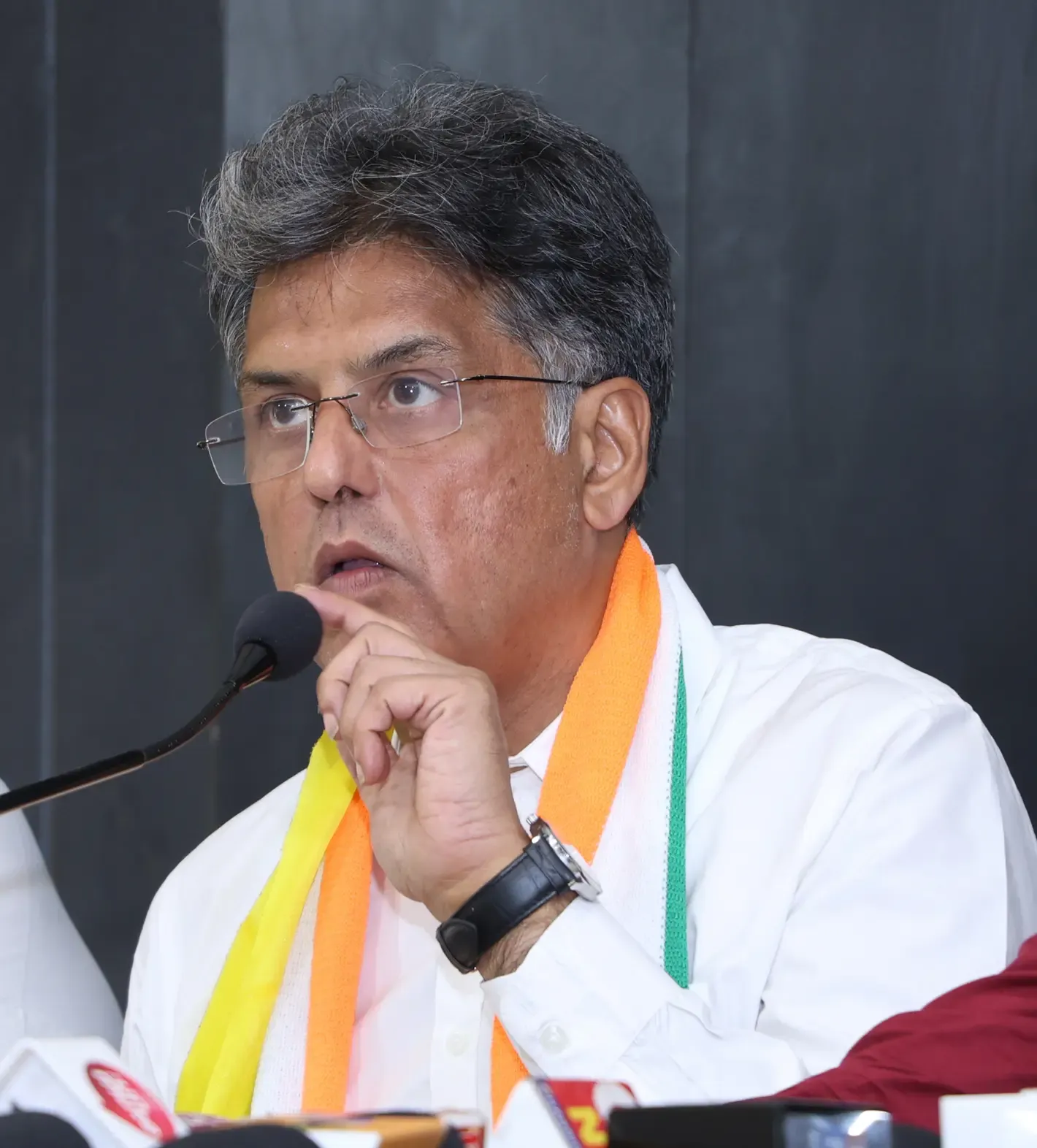 क्या टाटा ग्रुप ने एयर इंडिया को बर्बाद किया? मनीष तिवारी का आरोप
