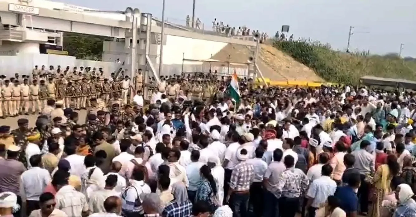 Why Are Teachers in Raipur Protesting Against the Chhattisgarh Government's School Rationalisation Policy?