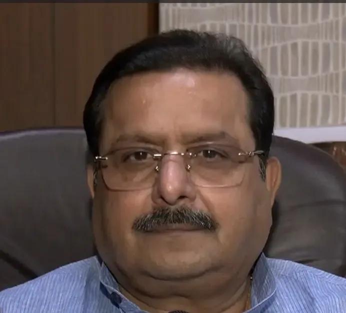 क्या तेजस्वी के दावे पर हर्षवर्धन सिंह ने तंज कसा?