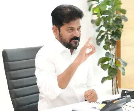 What Happened When Telangana CM Met Rahul Gandhi and Mallikarjun Kharge on Caste Survey?