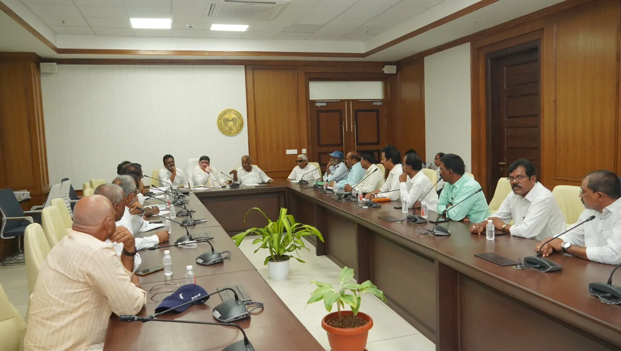 Did Telangana RTC Employees Postpone Their Strike After Talks with the Transport Minister?