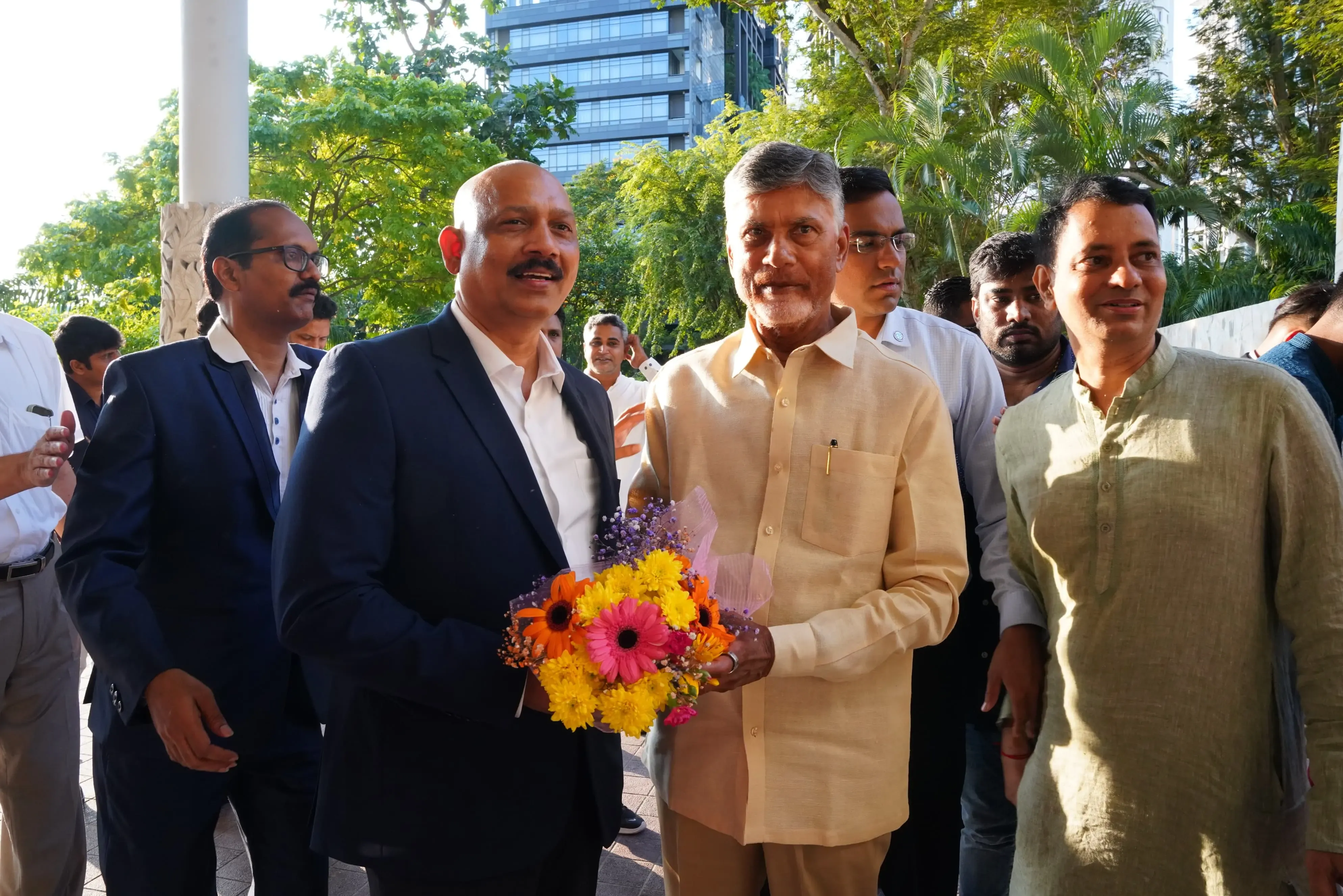 How is the Telugu community enhancing India-Singapore relations?