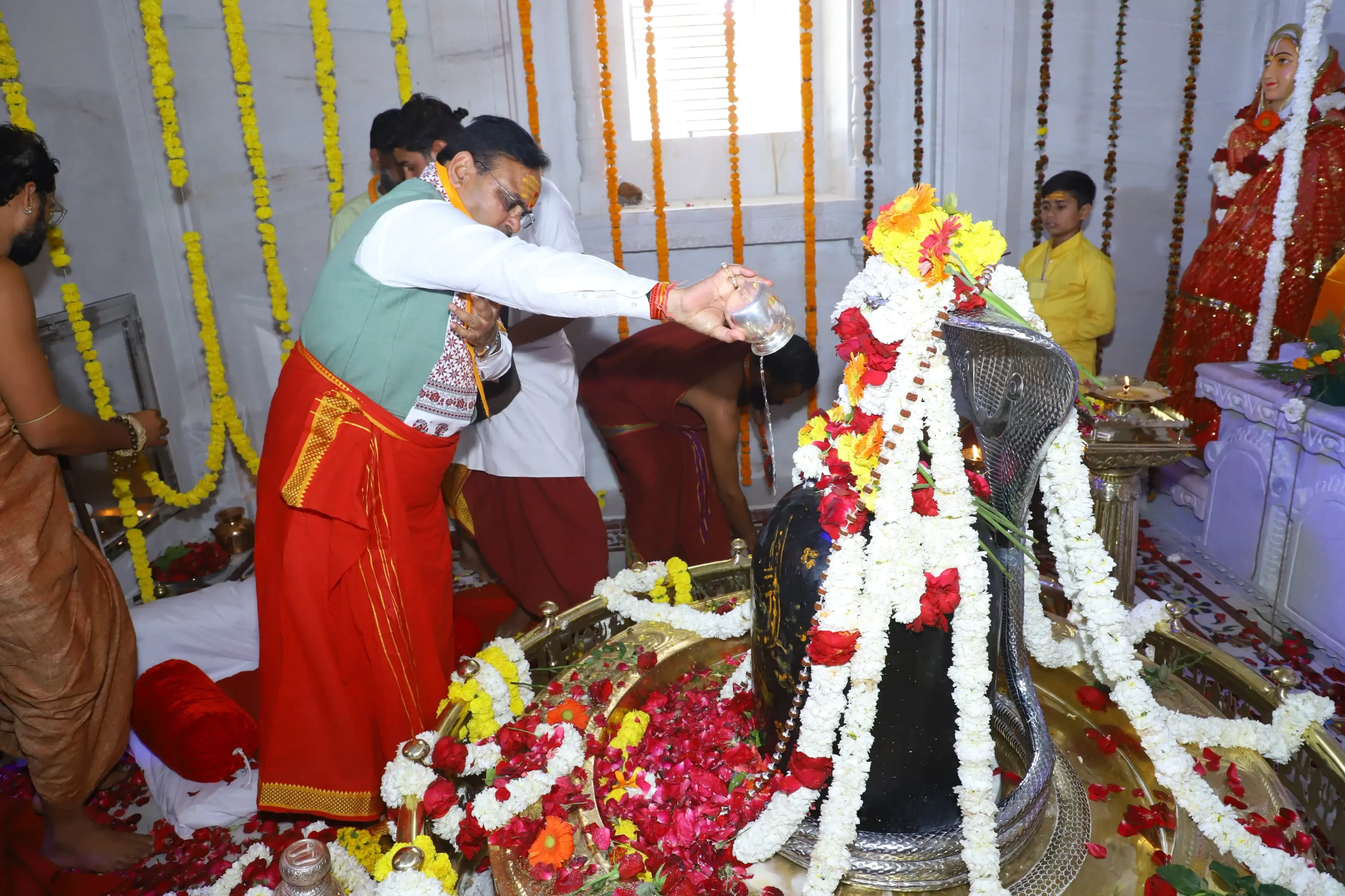 Rajasthan CM Highlights Importance of Temples in Upholding Indian Heritage