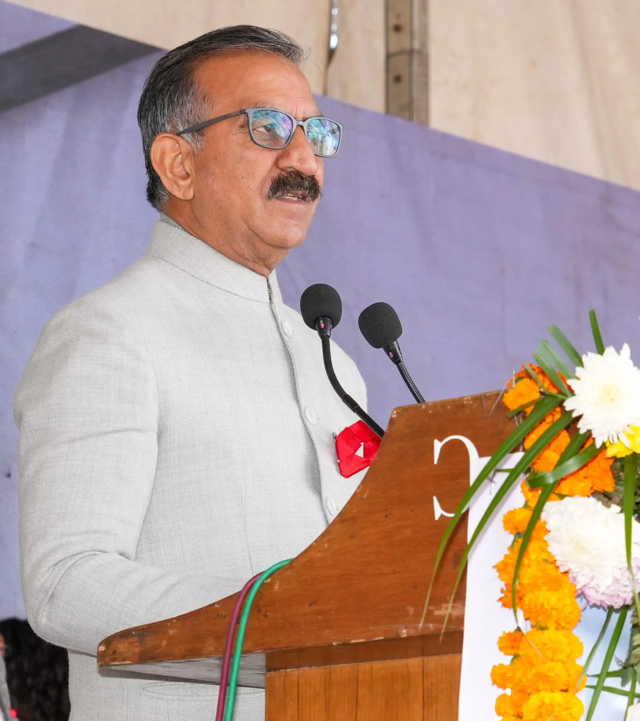 Himachal CM Announces Tenders for 72 MW Solar Projects