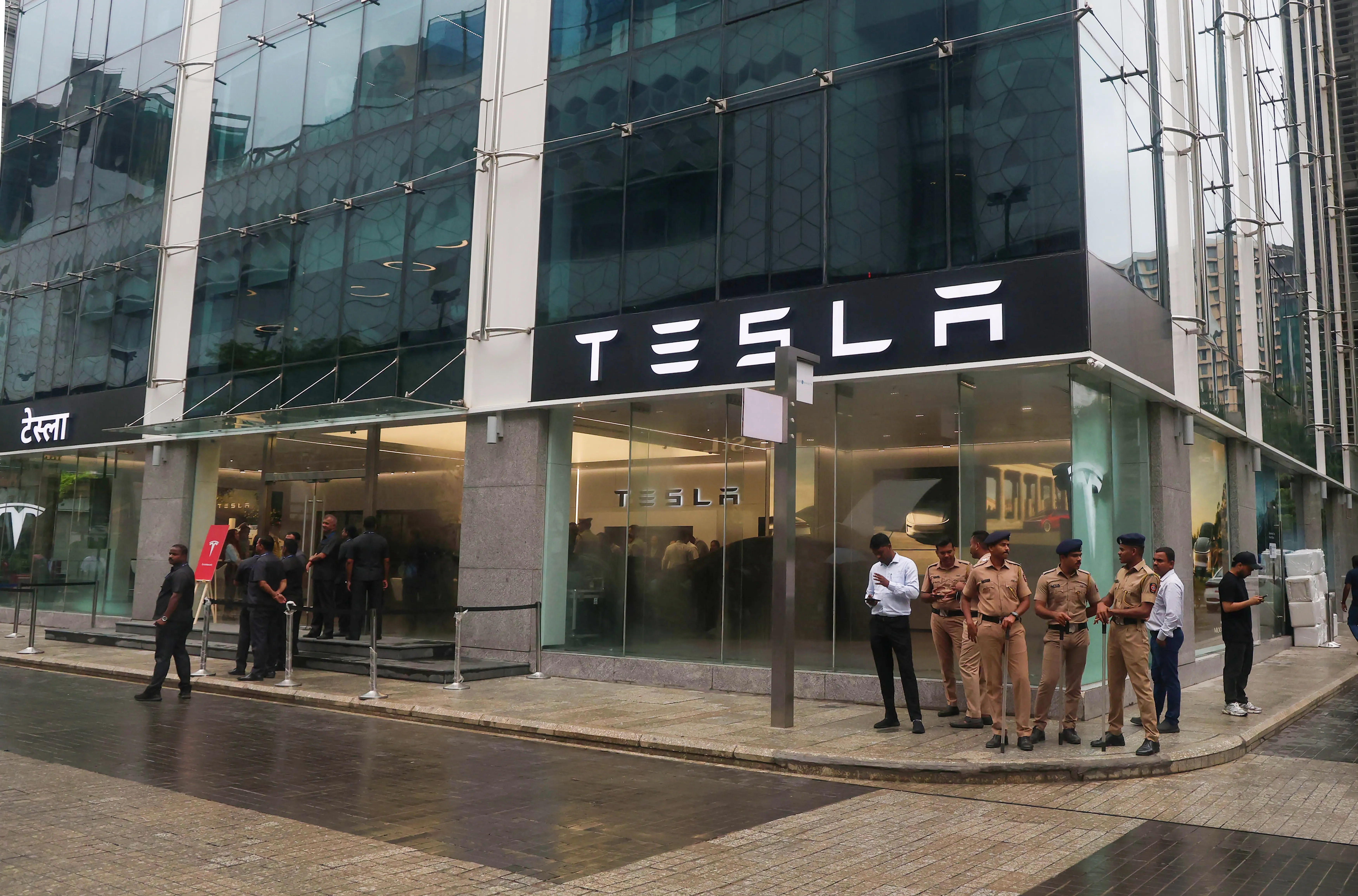Will Tesla Launch Its First Charging Station in India Next Week?