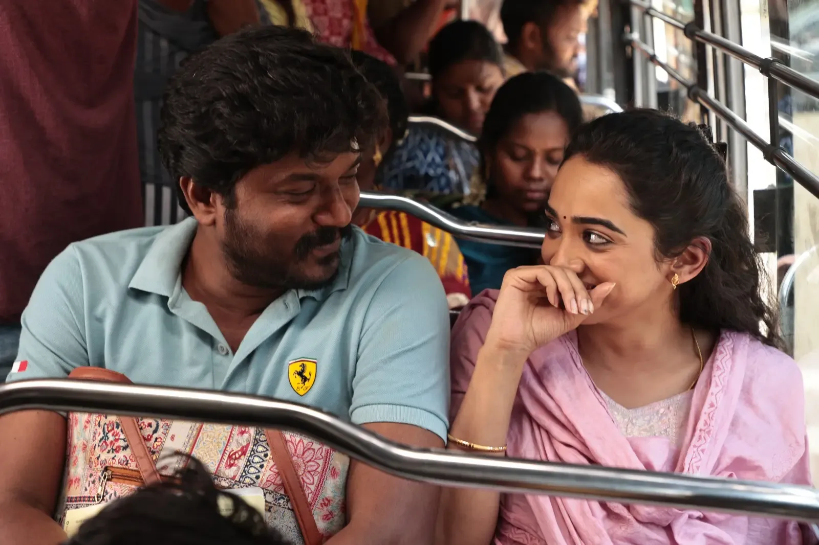 Actor Manikandan Celebrates the Charm of Middle-Class Families