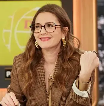 Drew Barrymore Shares Insights on Sitting Close to Guests