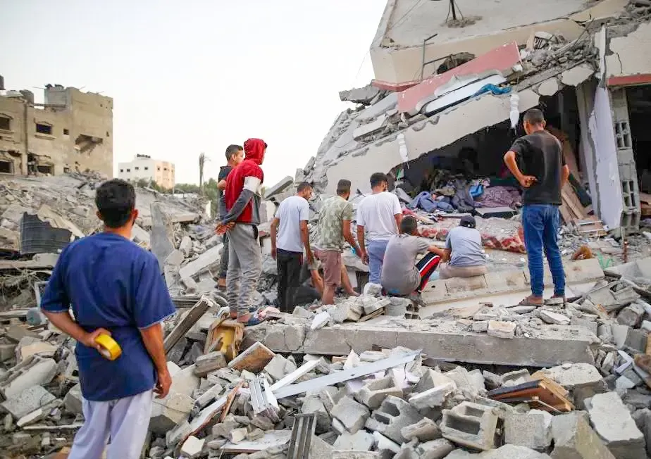 Massive Return of Displaced Palestinians to Gaza