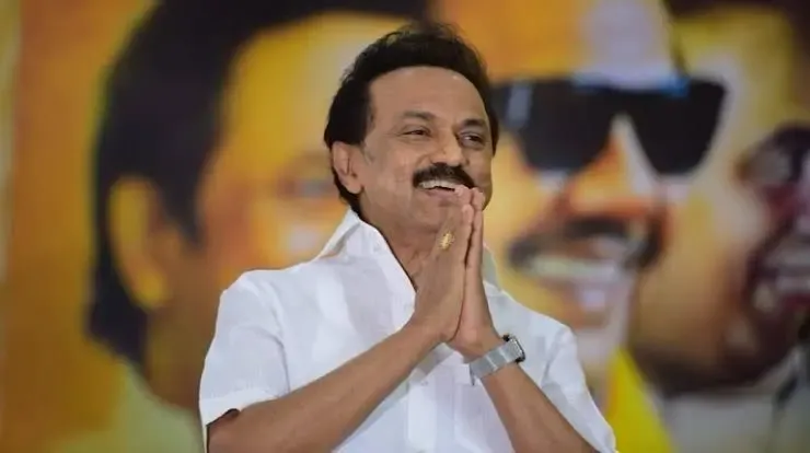 Tamil Nadu CM Stalin Encourages New Doctors to Serve the Public