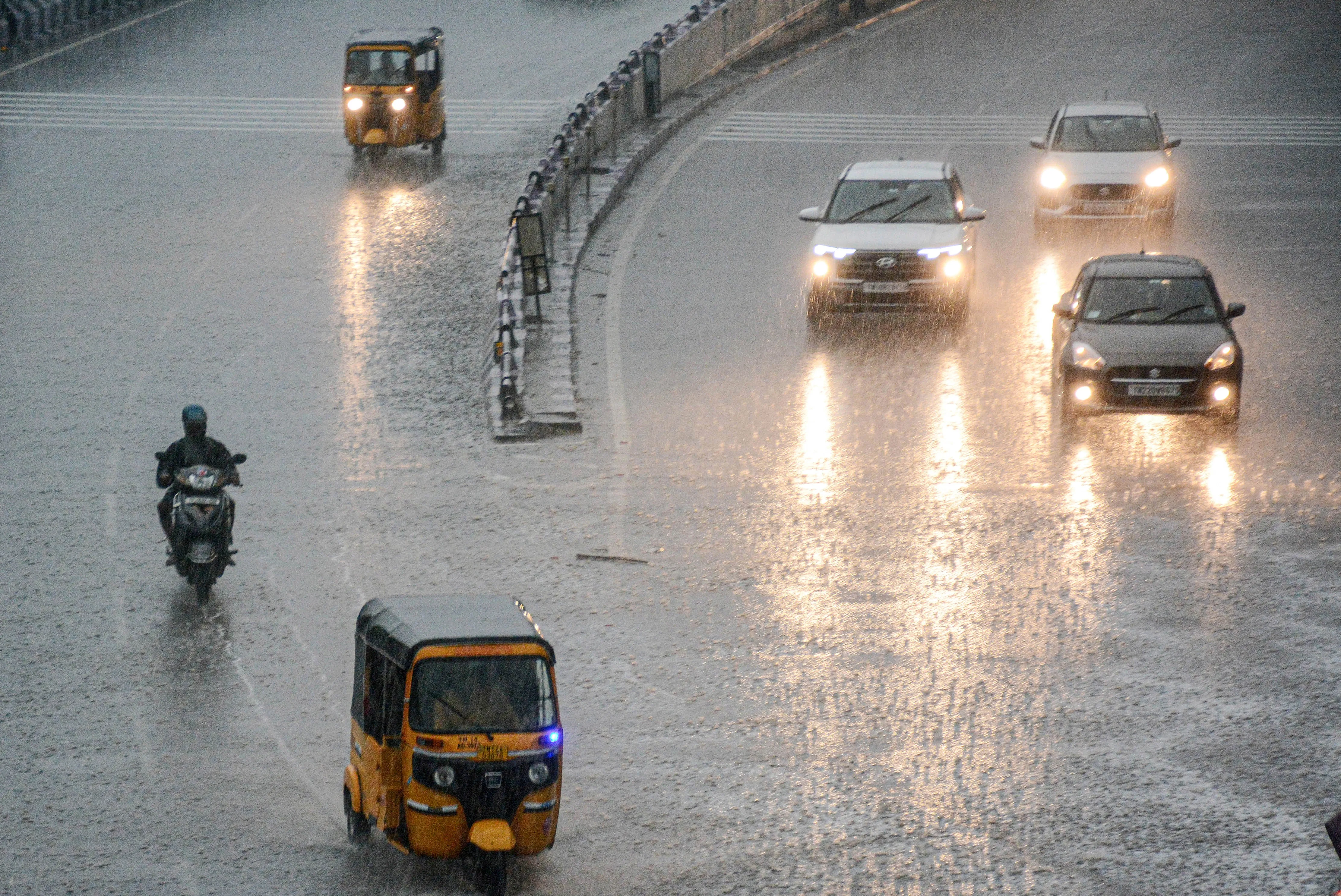 Why is Tamil Nadu experiencing fewer heatwaves and more rainfall this summer?
