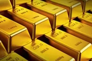 Escalating Trade Disputes and Economic Concerns May Elevate Gold Prices by 38% This Year: Analysis