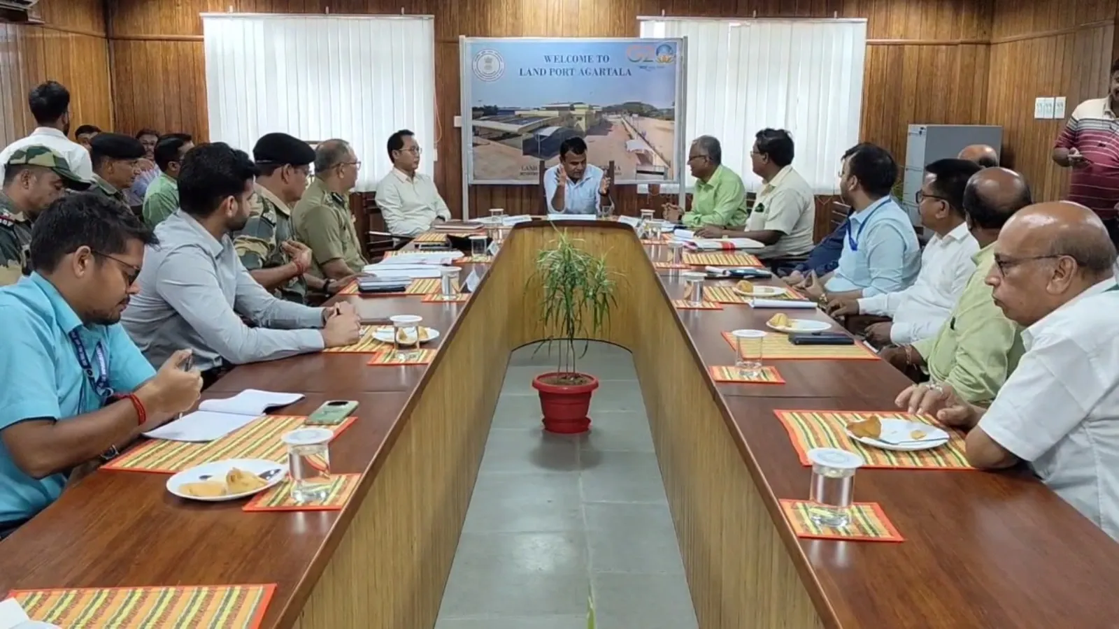 What were the Outcomes of the Meeting on the Centre’s Port Restrictions on Bangladeshi Goods?