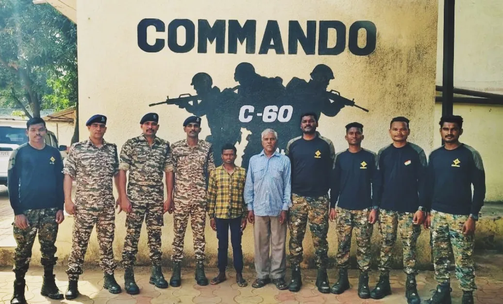 Two Notorious Maoists with an Rs 8 Lakh Bounty Surrender in Maharashtra