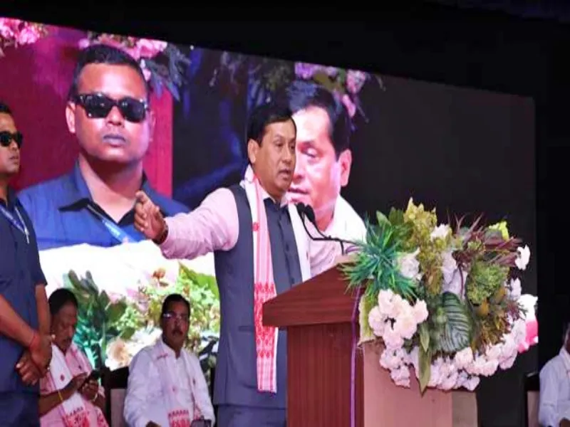 How has PM SVANidhi Empowered Small Traders?