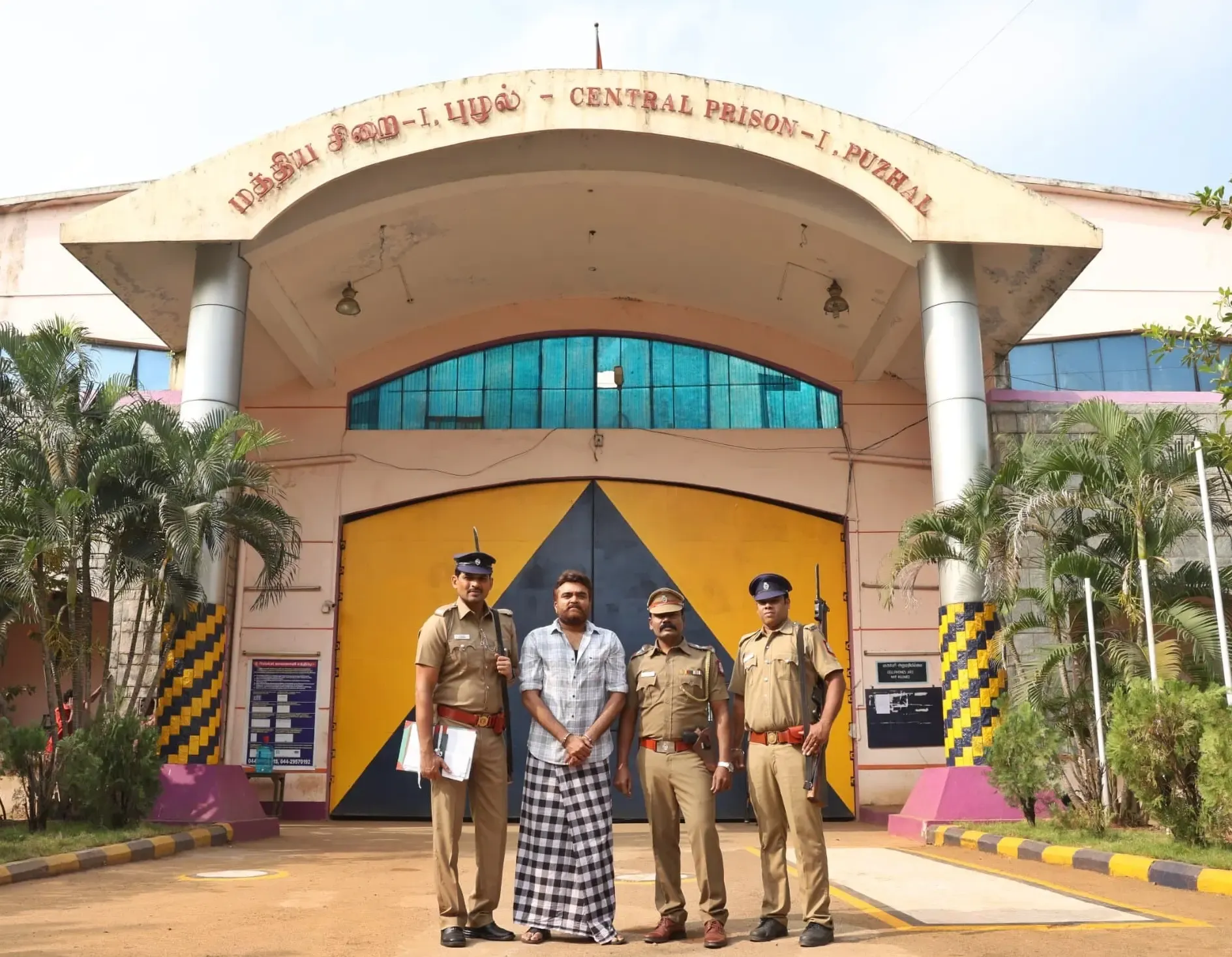 The Cast of ‘Accused’ Featuring Udhaya, Ajmal, and Yogi Babu Films Key Scenes in Puzhal Central Prison