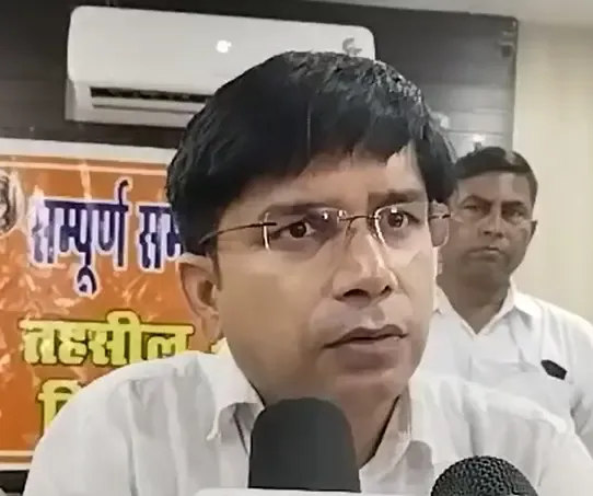 क्या संभल सड़क हादसे में 8 की मौत हुई? पीएम और सीएम ने आर्थिक सहायता की घोषणा की!
