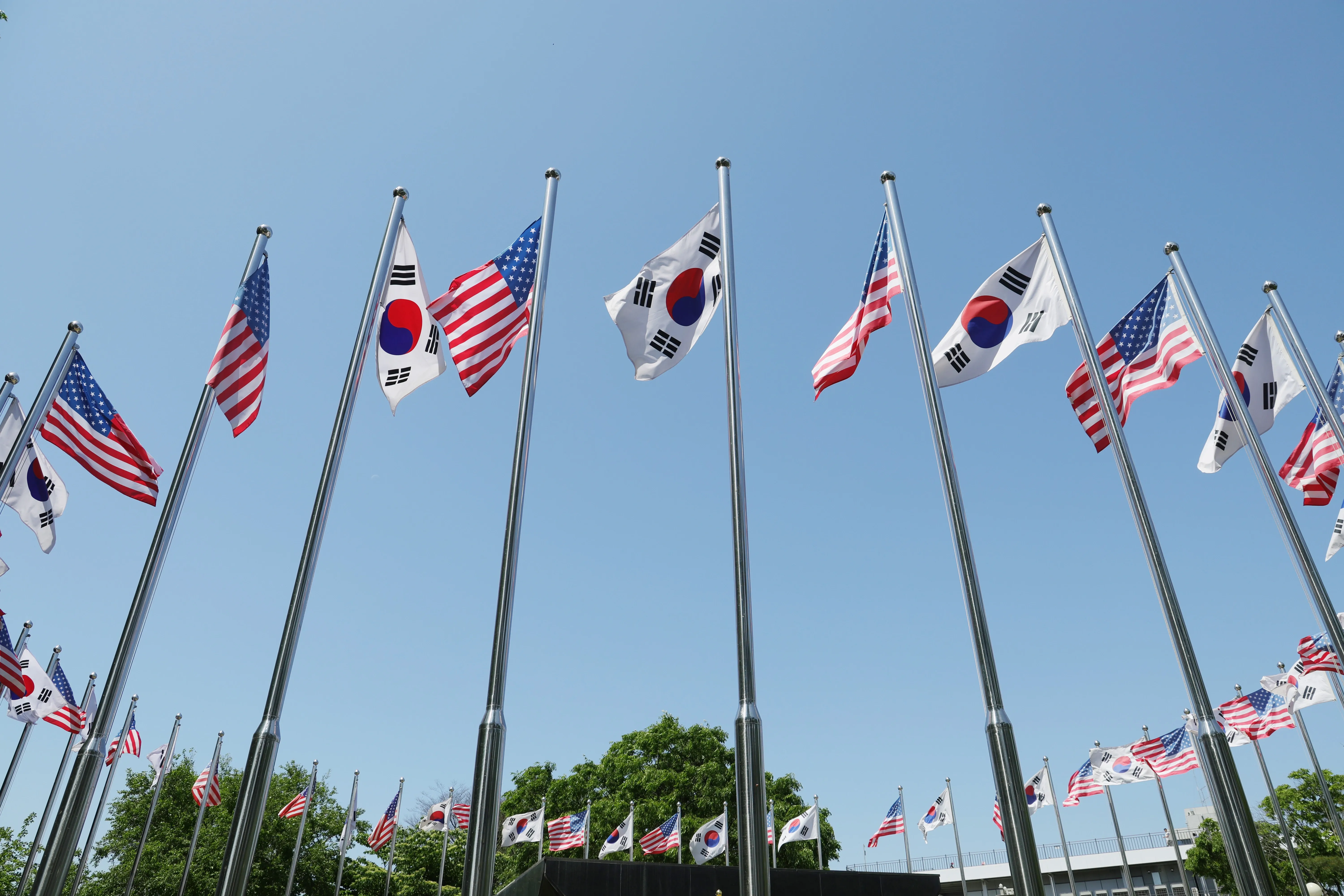 Did US Officials Consider Demanding Korea to Raise Defense Spending to 3.8% of GDP during Tariff Talks?