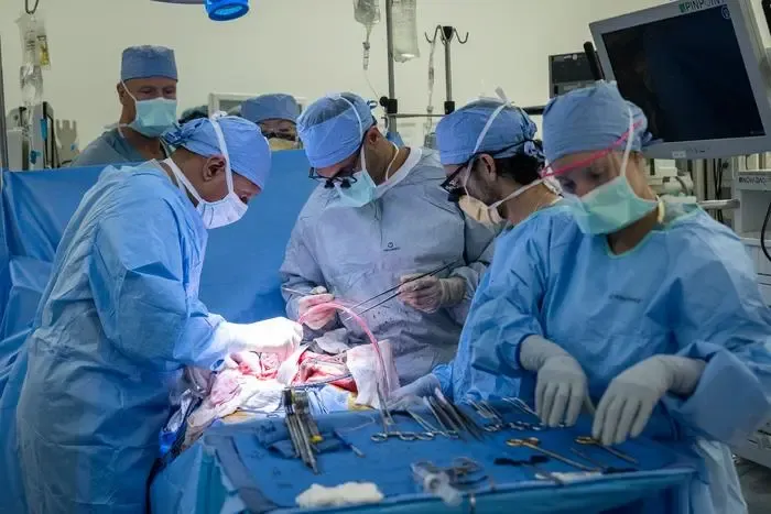 Did US Surgeons Achieve the World’s First In-Human Bladder Transplant?