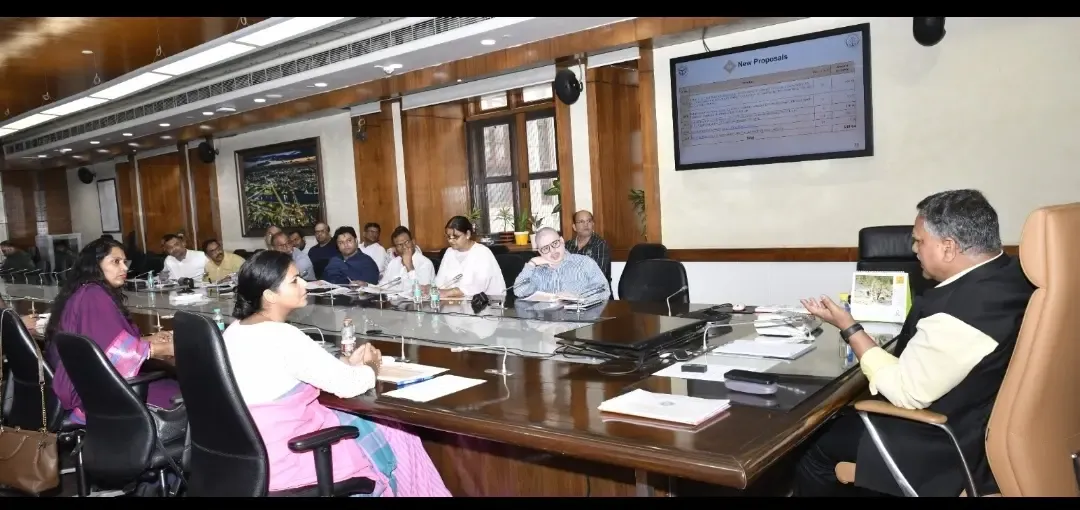 क्या उत्तर प्रदेश के आठ जिलों में 50 बेड के नए आयुष अस्पताल के लिए 651.81 करोड़ रुपए मंजूर हुए?
